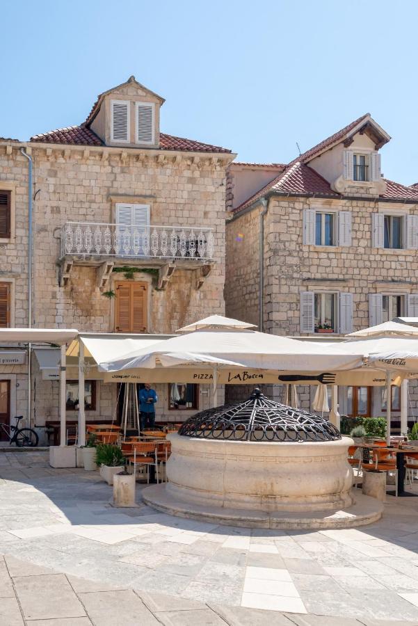 Apartments Villa Tudor 2 Hvar Town Luaran gambar